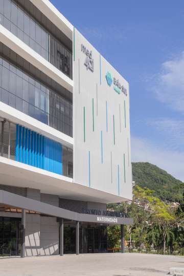 Baía Sul Mulher private maternity hospital exterior in Florianópolis (MED-401)