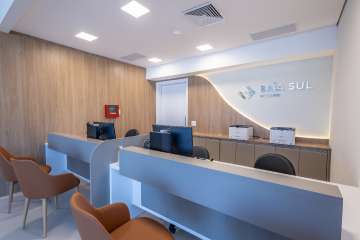 Reception desk at Baía Sul Mulher in Florianópolis